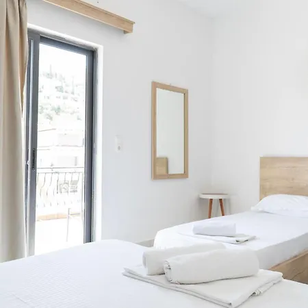 Sunny Side Hotel