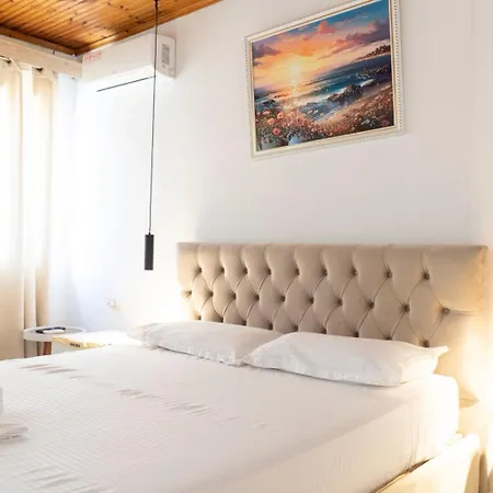 Sunny Side Hotel Sarandë
