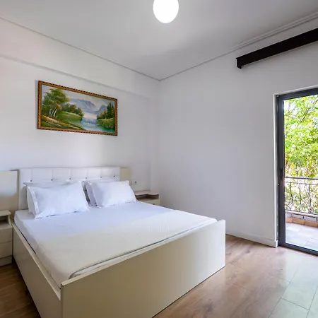 Sunny Side Hotel